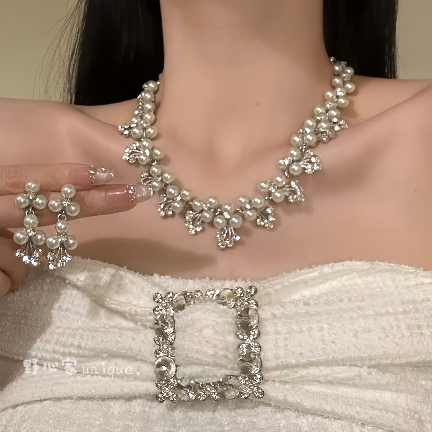 法式轻奢闪锆珍珠项链耳钉套装新娘礼服配饰个性锁骨链高级感颈链