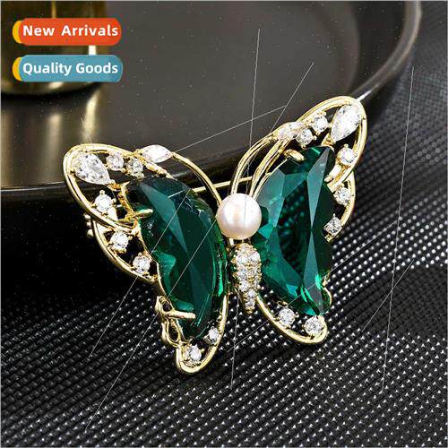 Crystal Jade Wings Colorful Butterfly Brooch Elegant Pure Pa