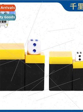 Clairvoyance binoculars guessing number dice close-up magic