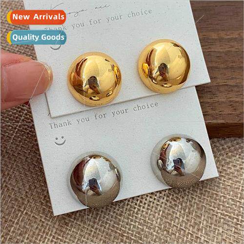 New glossy C-shaped ball earrings nd versatile earrings