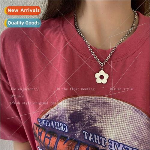 mple flower pendant necklace female ins hip hop punk collarb