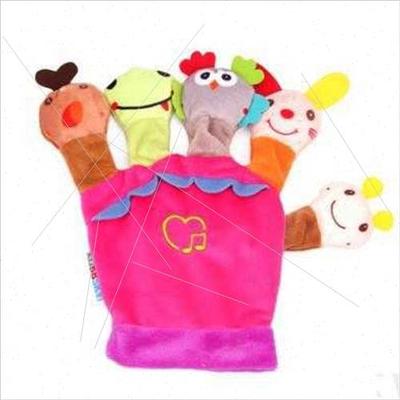 Storytelling parent-child interaction wh music box finger pu