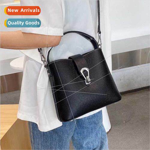 Bag female new fashion Korean women bags leather handheld cr