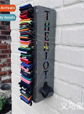 Can cooler holder with bottle opener带开瓶器的罐头冷却器支架