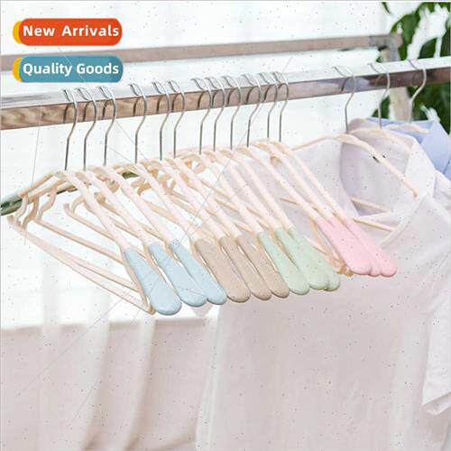 Wide Shoulder Plastic Hanging Clothes Rack Non-slip Clothes
