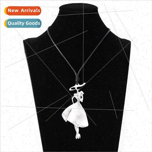 New metal necklace sweater chain long elegant woman metal pe