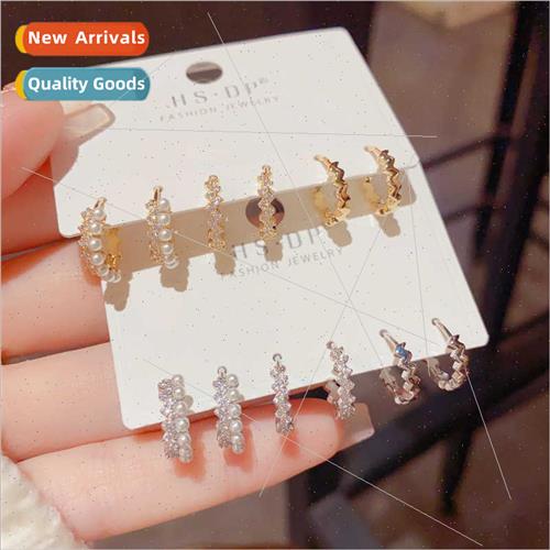 Autumn new fashion super flash diamond pearl wave earrings t