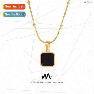 square ste Fashion niche chain tanium lockbone retro pendant