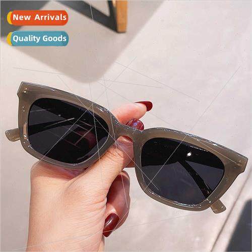 new simple sunglasses female set shooting sunscreen cat eye