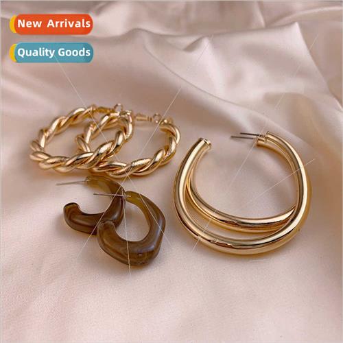 New popular gold C-shaped large earrings set earrings resin
