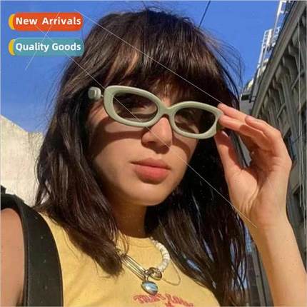 2024 new Europe millennial Y2K oval small frame cat eye nd s