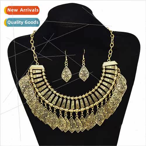 Europe new retro carving irregular necklace earrings set fem