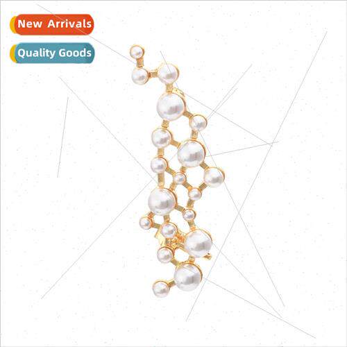 Fashion personaly hollow single earrings set pearl earrings