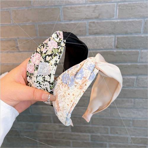 ins retro fresh small broken flowers color blocking cross wi