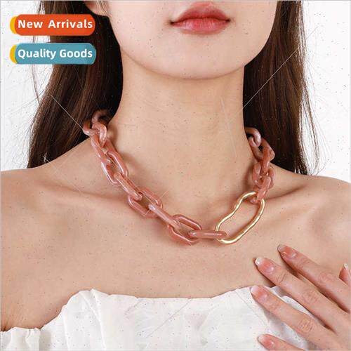 New necklace Europe hundred fashion resin chain simple ladie