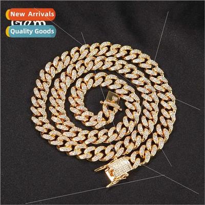 Hip Hop Diamond Encrusted Necklace Gold 10mm Wide Collarbone