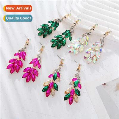Europe new retro court full diamond peacock earrings senior