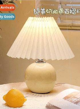 Vintage cream wind bedroom bedside table lamp Scandinavian p
