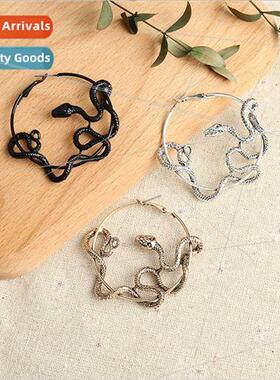 Bracelet new baking paint retro women Zodiac in Europe Uned