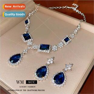 Diamond-set blue square teardrop necklace Elegant collarbone