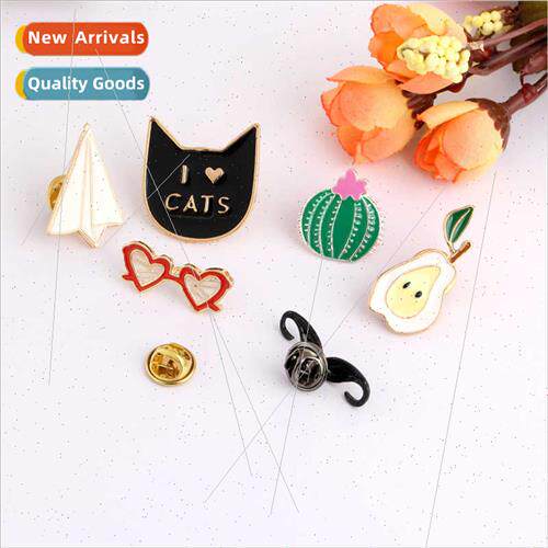 Europe Uned States popular brooches cartoon cute paper airpl