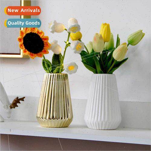 Scandinavian ins vase small fres