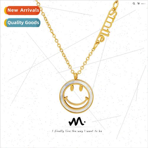 Autumn winter ins whe sea shell smiley pendant necklace hund