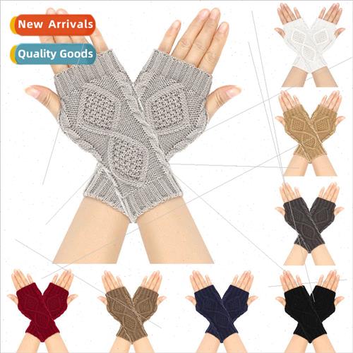Warm fall winter diamond twisted gloves knted wool wrist gua