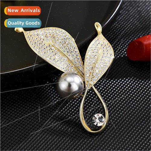 Copper micro-zirconia rosemary gray pearl leaf brooch corsag