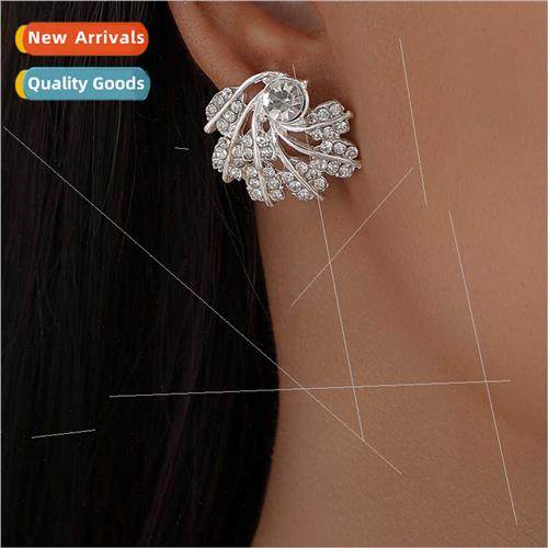 Full diamond leaf earrings retro