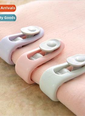 Quilt fixer pinless safety invisible anti-runner quilt god s