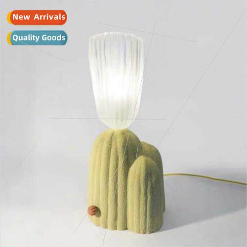 Scandinavian simplicy creative decorative table lamp designe
