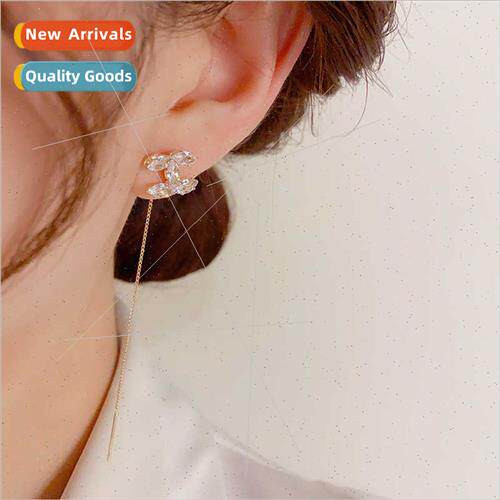 Super Shiny Simple Delicate Double C Earrings适用Women Niche