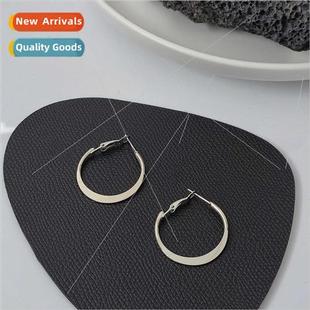 buckle geom new wind cold ins ear circle fashion Korea 2022