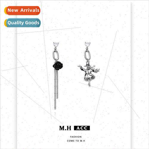 Flower Scarecrow Asymmetric Earrings Female Tassel Earrings