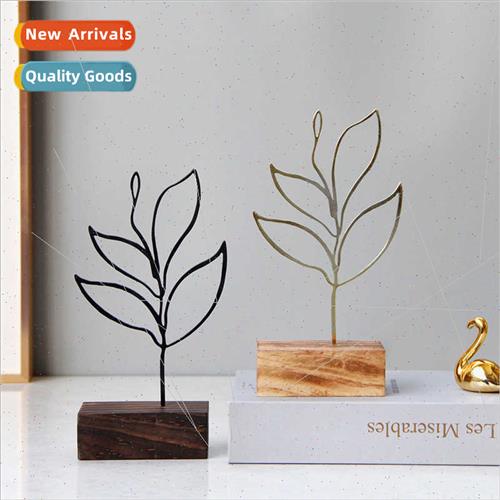 mple abstract plant four-leaf clover ornaments wh wooden bas