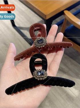 Senior sense court grab clip diamond rhinestone vintage floc