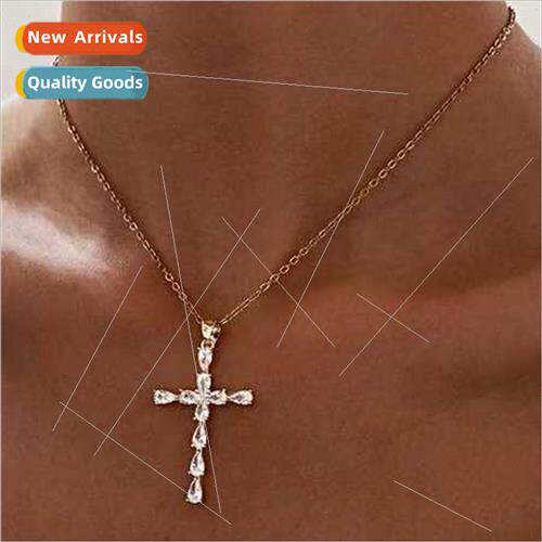 Europe hip-hop gold-plated stainless steel collarbone chain