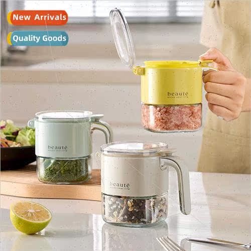 Press type seasoning box sealed moisture a spoon to put salt