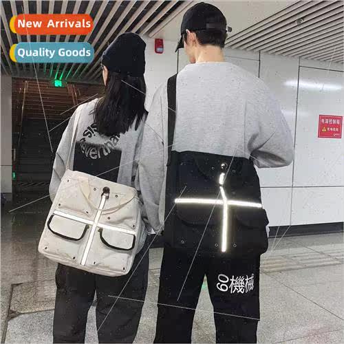 New Korean casual students men and women couples shoulder ba