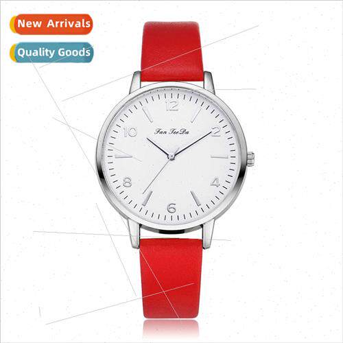 Women PU Watch New Fashion Scale Ladies Quartz Watch