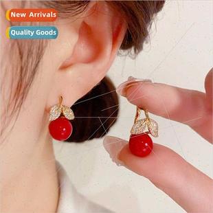 female Koreazirconia earrings leaves delicate pearl