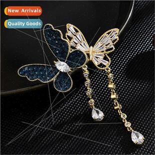 Korea Bizarre butterfly tassel brooch simple atmosphere upsc