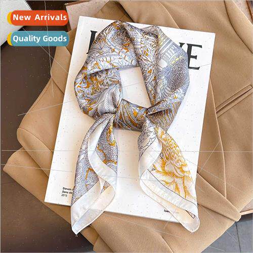 Mori fashion temperament fall winter new small square scarf