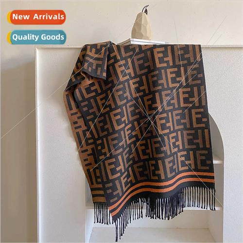 Alphabet scarf female winter 2023 new Korean hundred wh stud