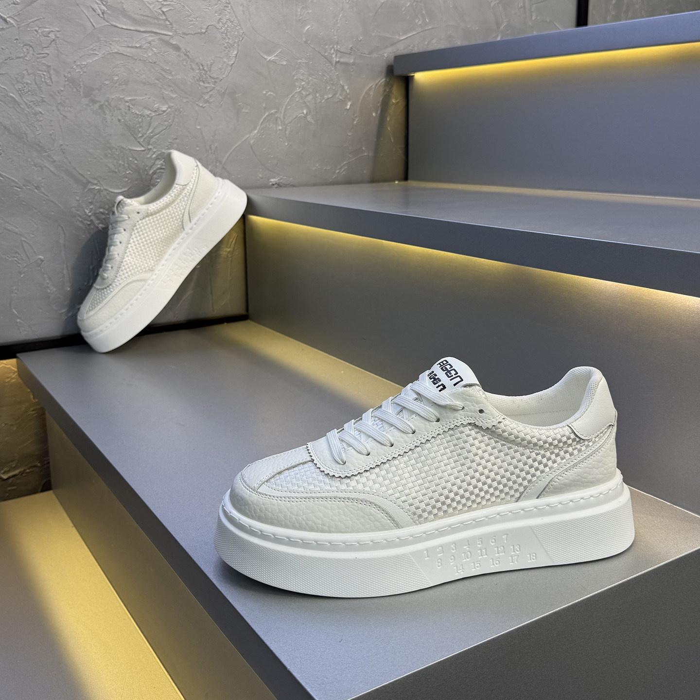 厚底小白鞋男2026新款薄款板鞋夏季网面透气鞋子男士内增高休闲鞋
