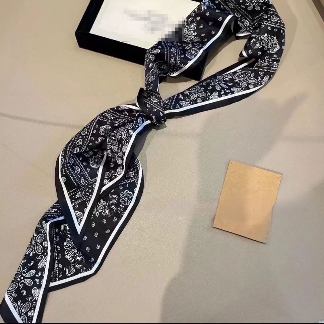 双面长条小丝巾女高级感薄款春夏季韩版百搭细窄飘带护颈领巾发带