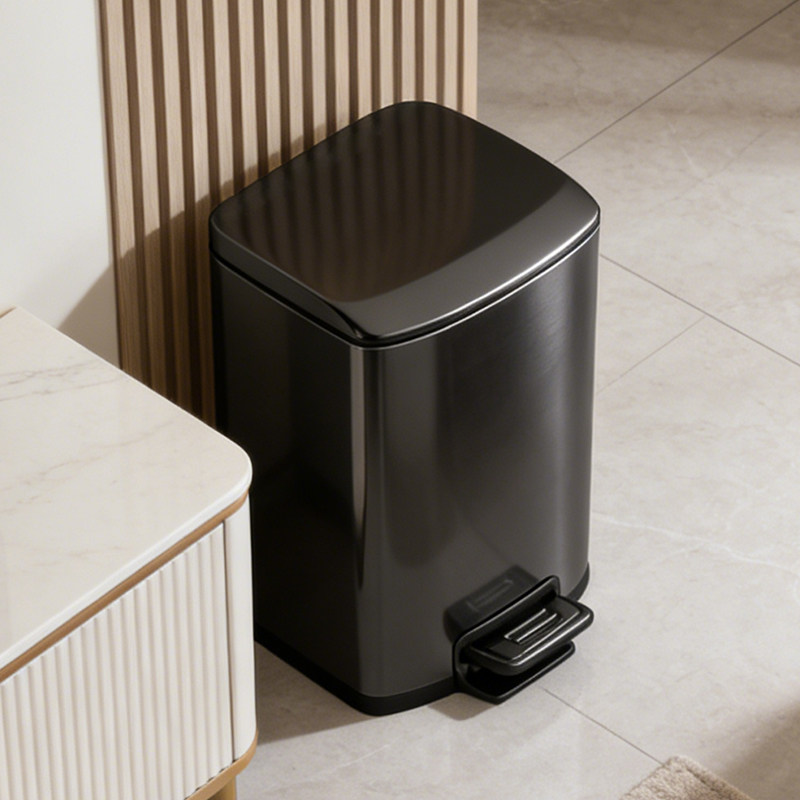 厨房不锈钢垃圾桶家用大容量2025新款脚踩客厅脚踏式收纳带盖桶号