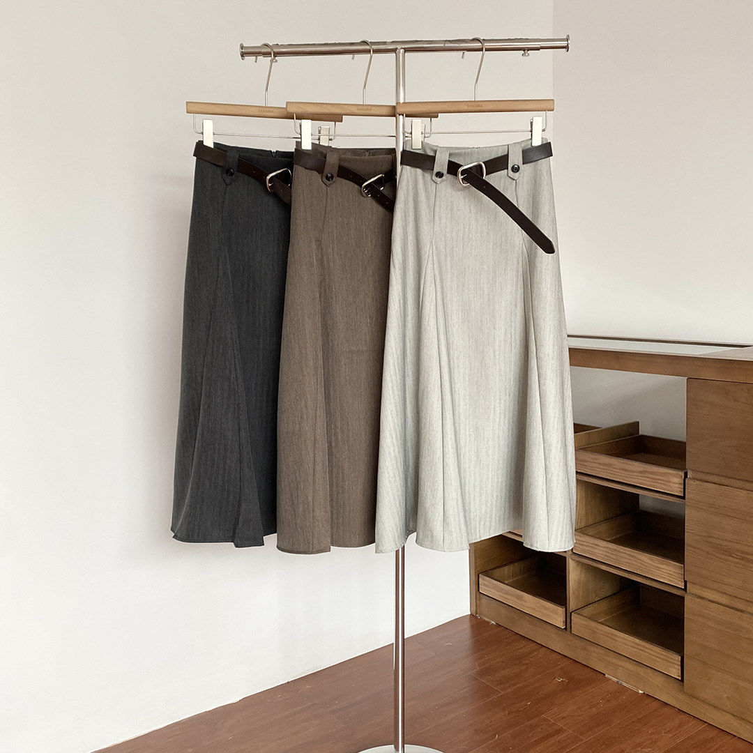 通勤简约风高腰A字半身裙女春夏季新款配皮带显瘦遮跨百搭中长裙