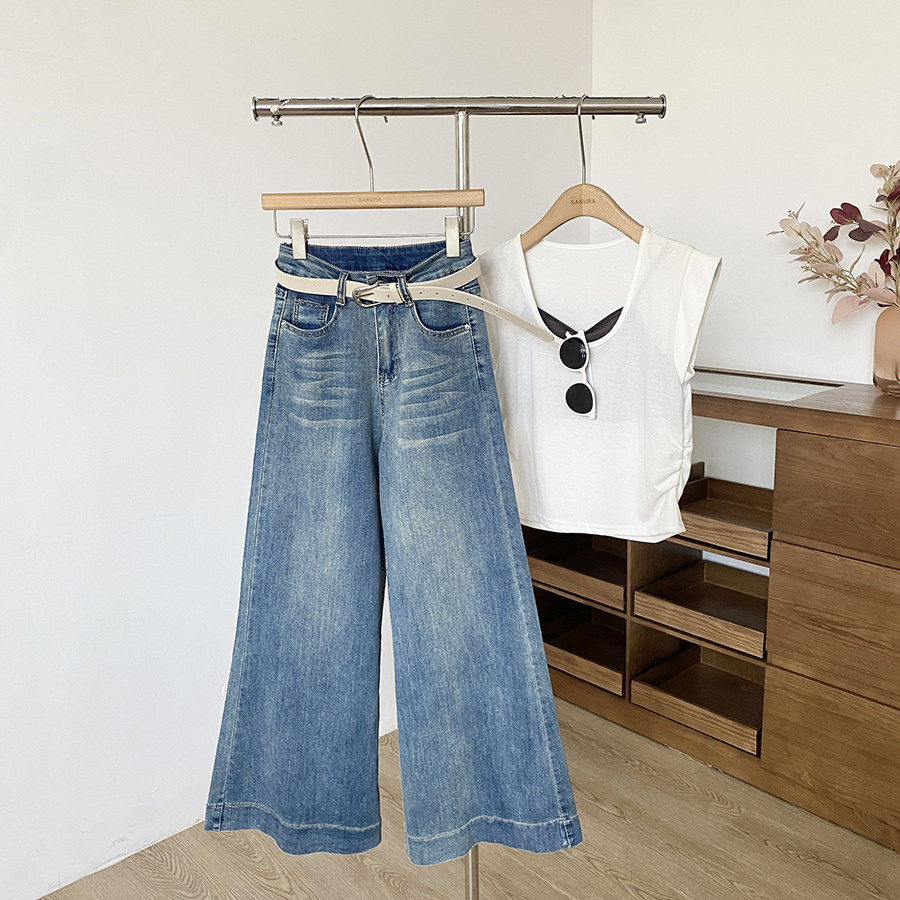 复古高腰配腰带水洗阔腿牛仔裤女2026春季新款美式时髦设计直筒裤